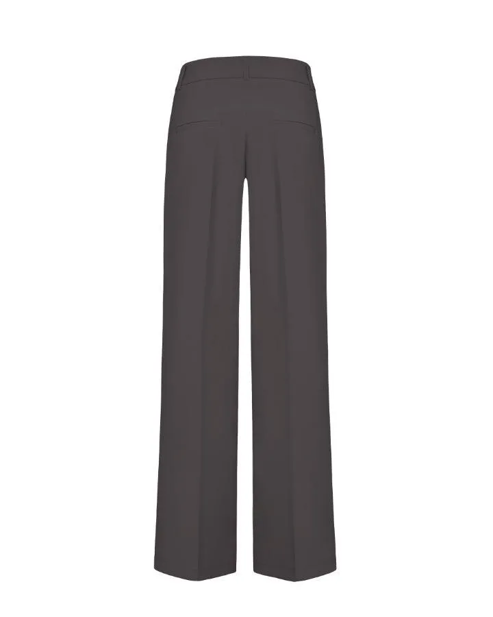 Cambio Amelie Drapey Straight Leg Pant