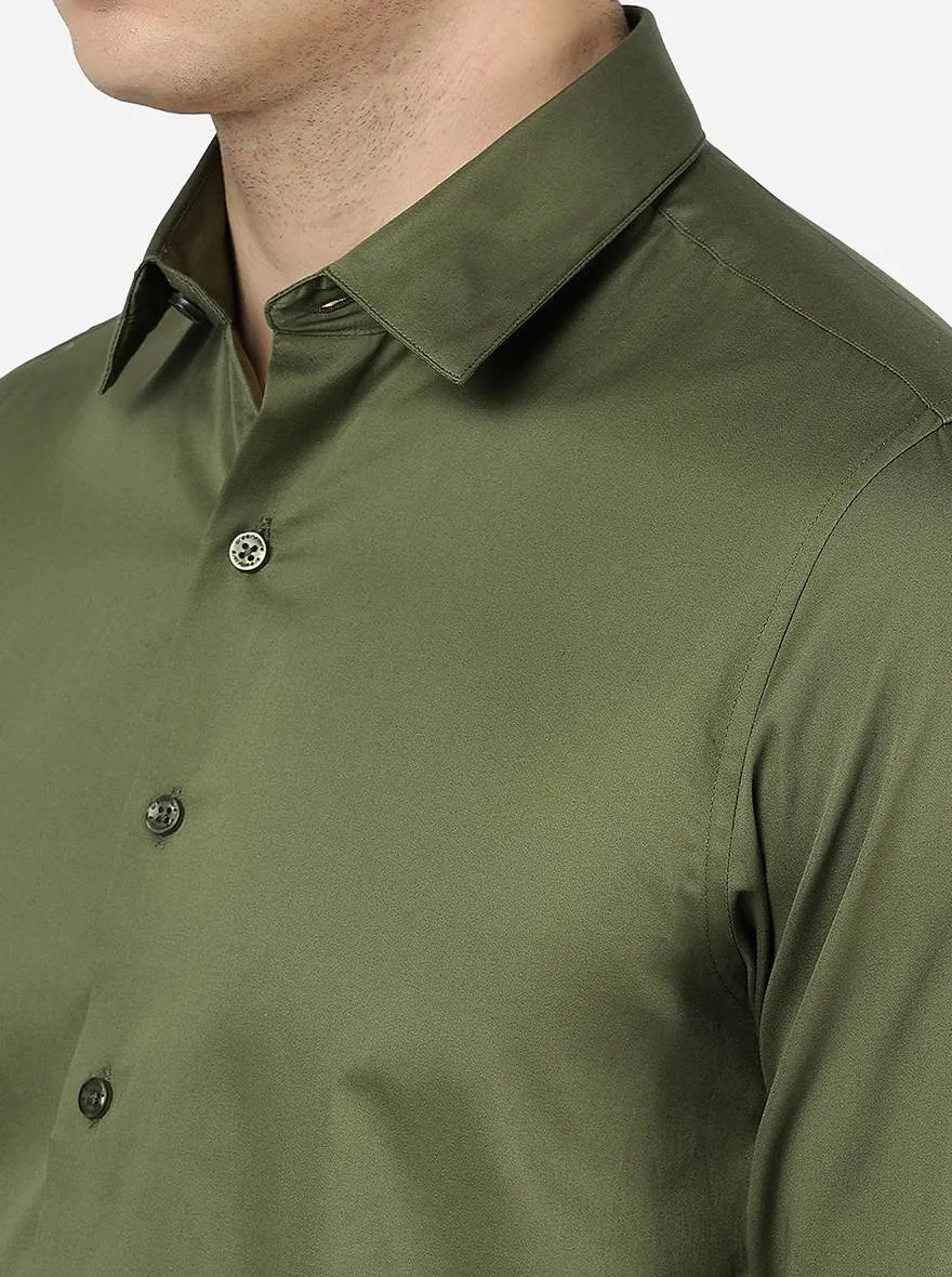 Comfrey Green Solid Slim Fit Casual Shirt | Greenfibre