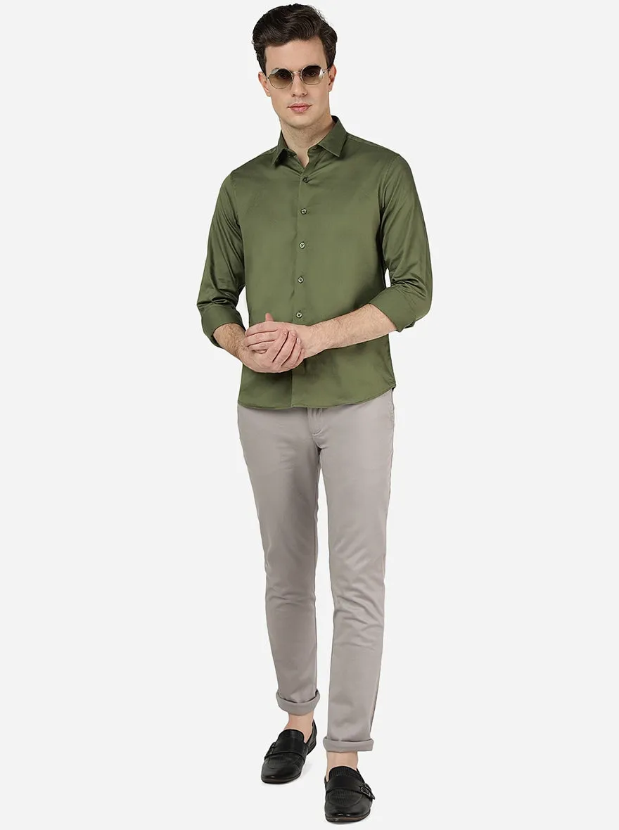 Comfrey Green Solid Slim Fit Casual Shirt | Greenfibre