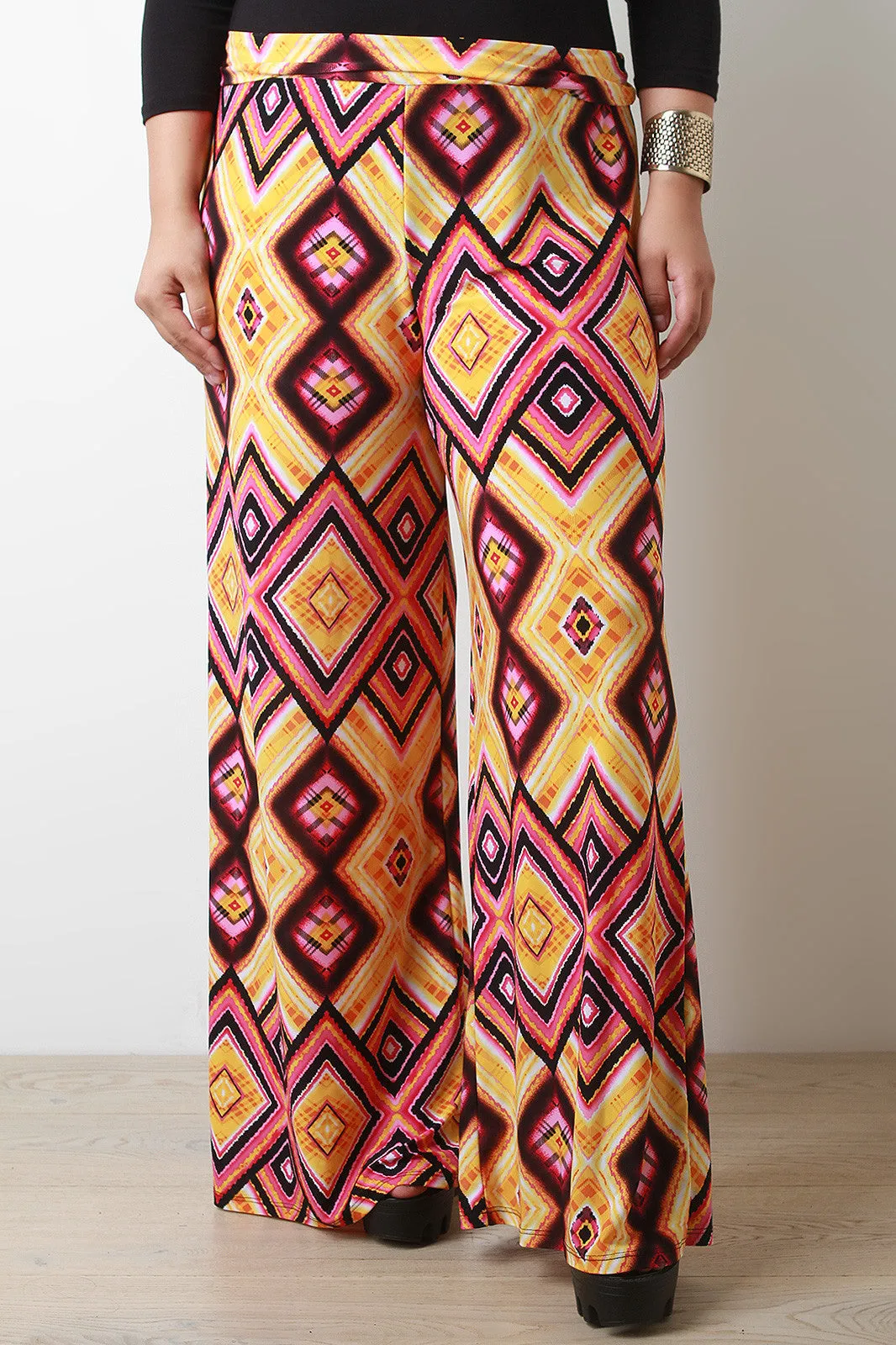 Diamond Pattern Print Wide Leg Pants