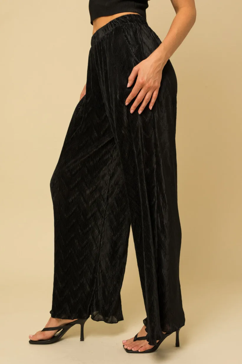 Gilli Satin Pleated Textured Pants