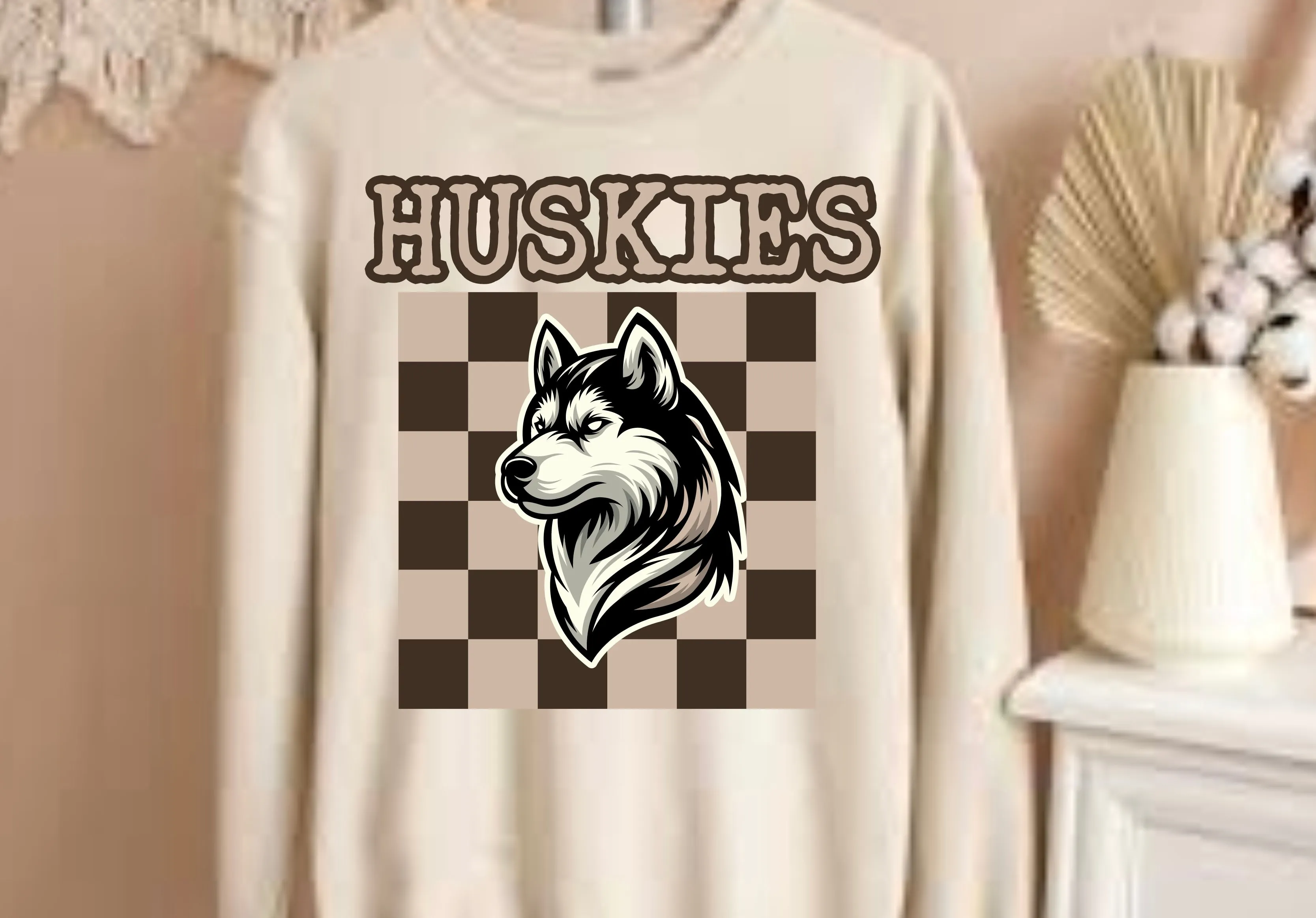 Huskies Neutral Checkered