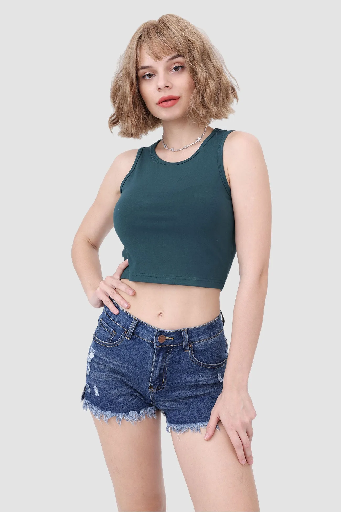 Sleeveless Slim Crop Top