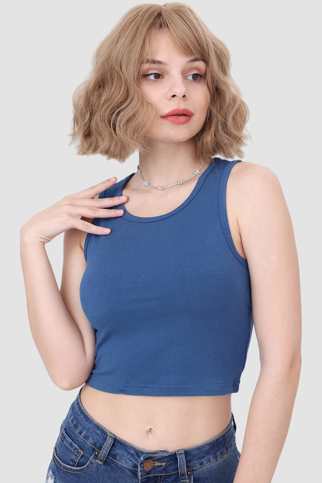 Sleeveless Slim Crop Top