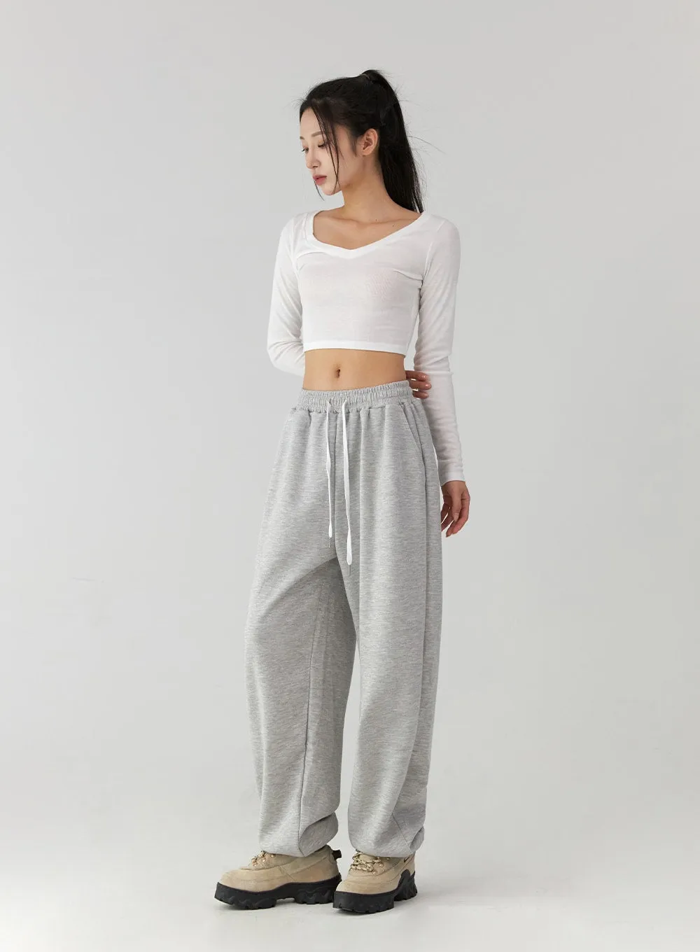 Slim V-Neck Crop Top CD322