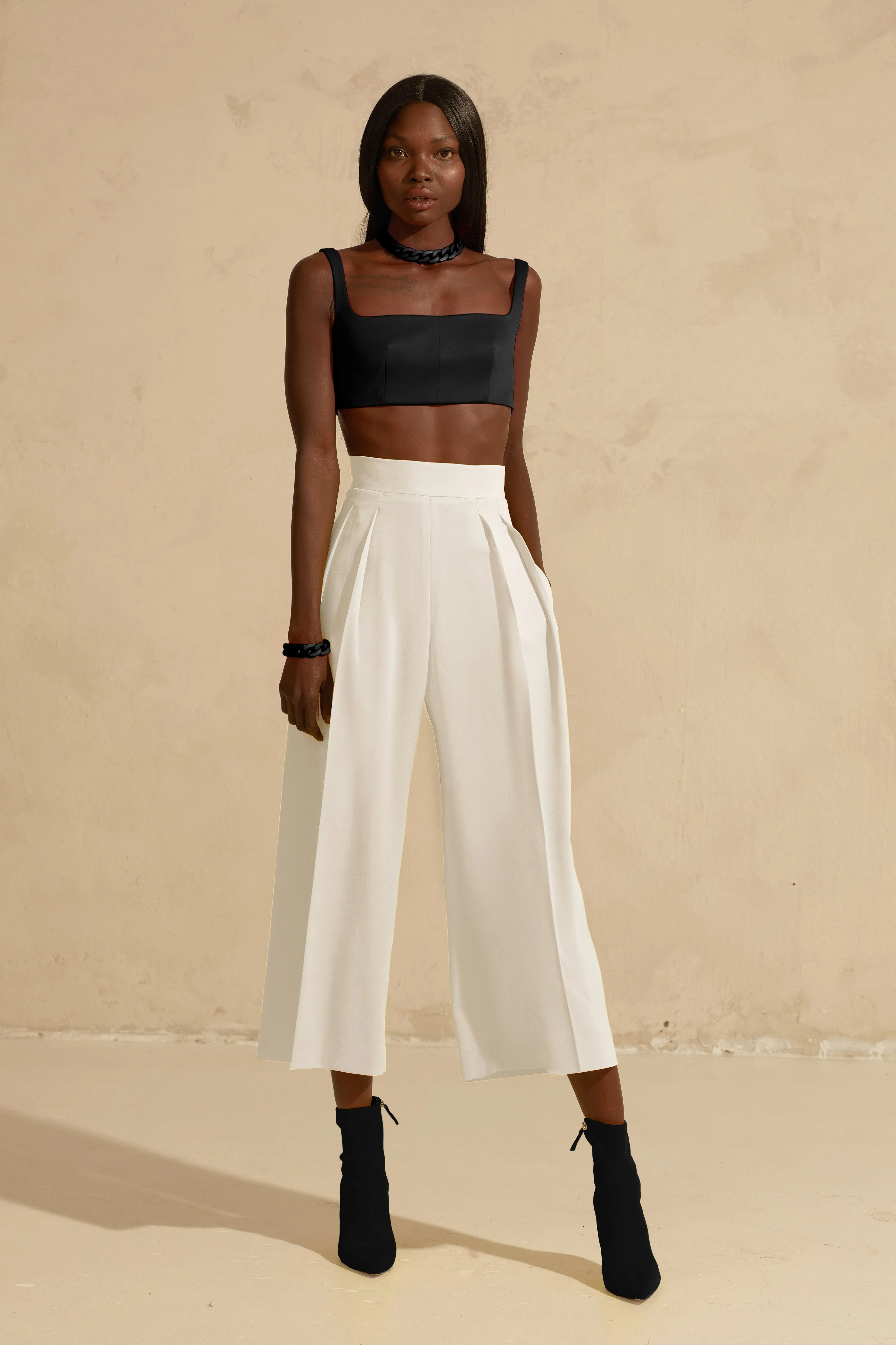 Wide-Leg Cropped Pants