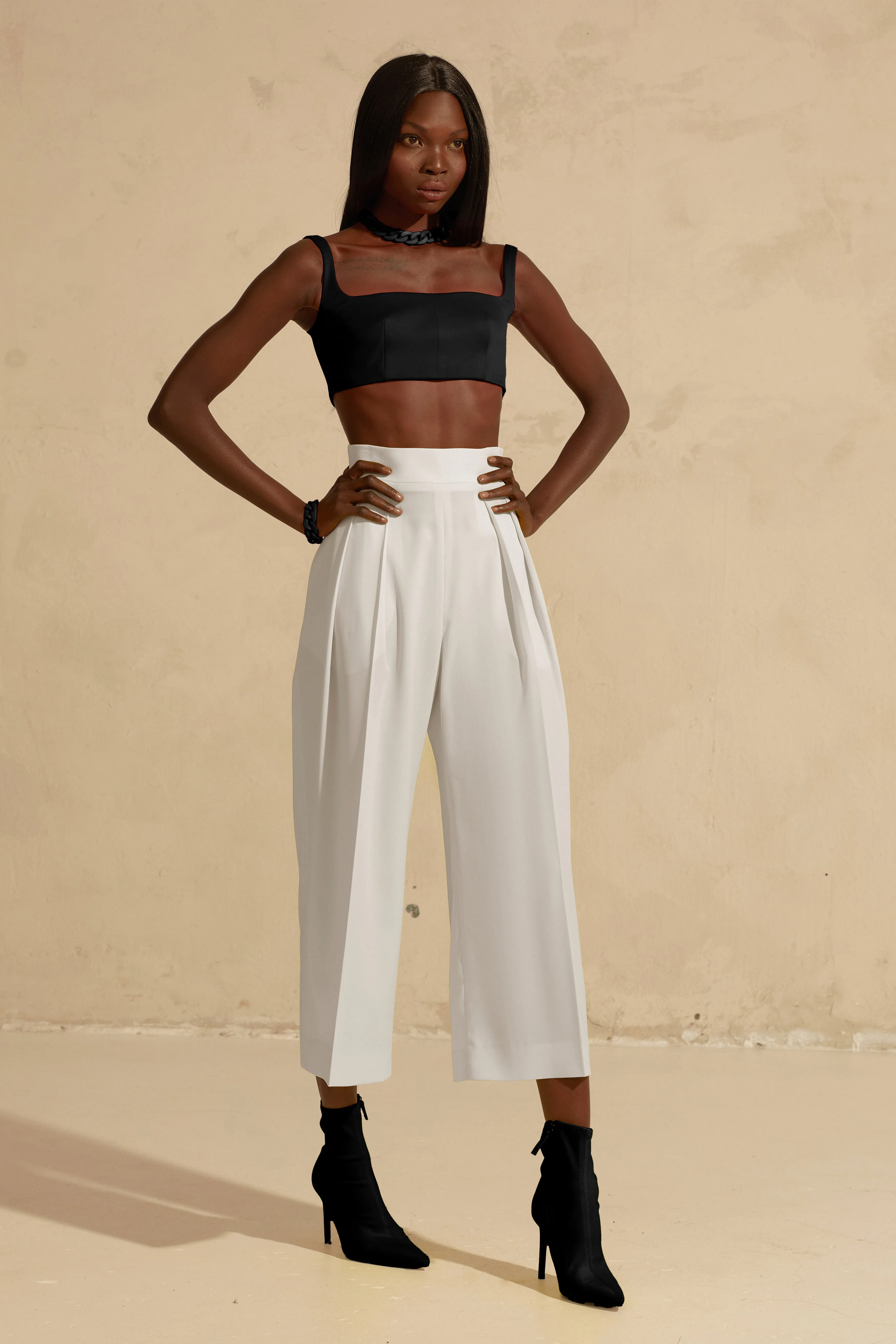 Wide-Leg Cropped Pants